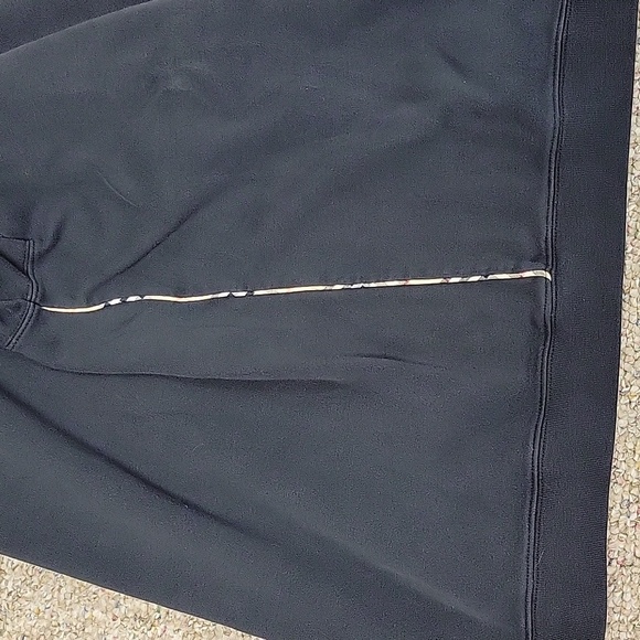 Burberry Golf Navy Crewneck Sweater with Red Logo, Men's Small - Picture 7 of 8